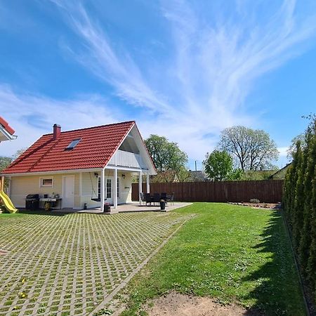 Kasekese Holiday Home With Sauna And Garden Kuressaare Zewnętrze zdjęcie