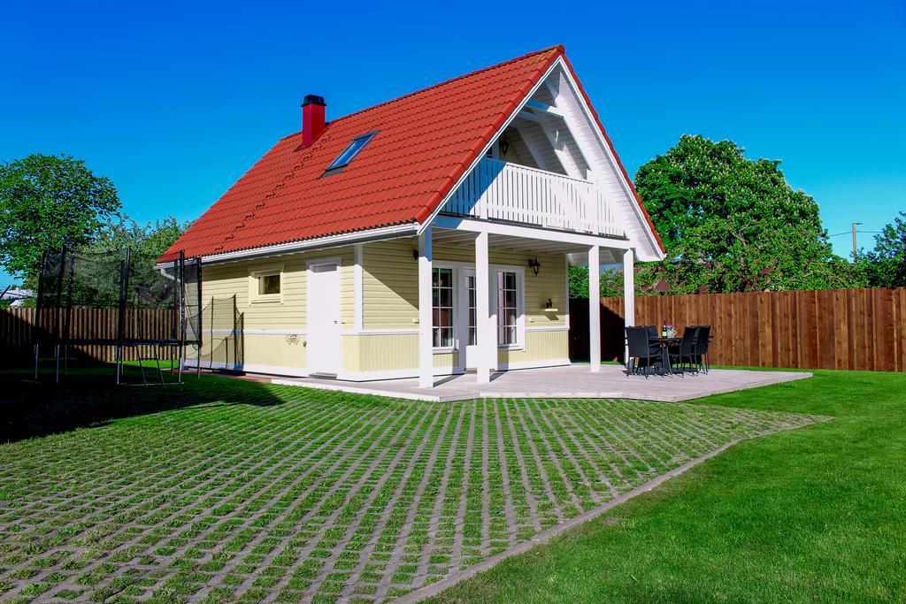Kasekese Holiday Home With Sauna And Garden Kuressaare Zewnętrze zdjęcie